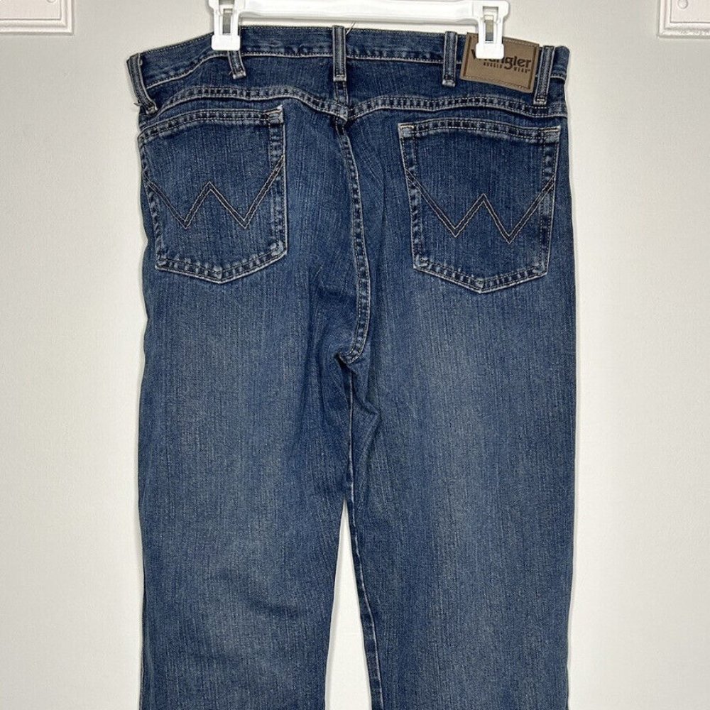 Wrangler Rugged Wear Denim Jeans Men's Sz 34 x 34 Blue Casual Work Wear - Picture 3 of 13